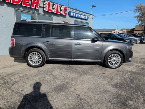 Used 2017 Ford Flex SEL w/ Equipment Group 202A image 4