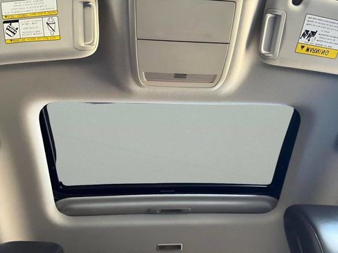 Used 2020 MAZDA CX-30 FWD w/ Premium Package image 23