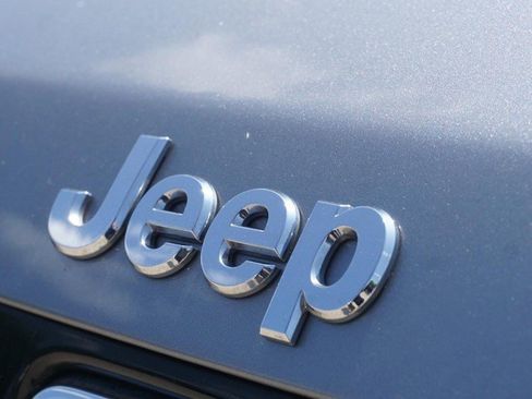 Used 2021 Jeep Compass Limited w/ Elite Interior Group AWD/4WD image 11