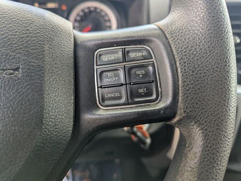 Used 2020 RAM 1500 Classic SLT image 27