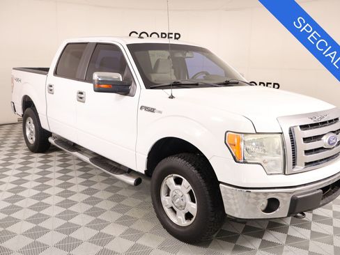 Used 2010 Ford F150 XLT image 1