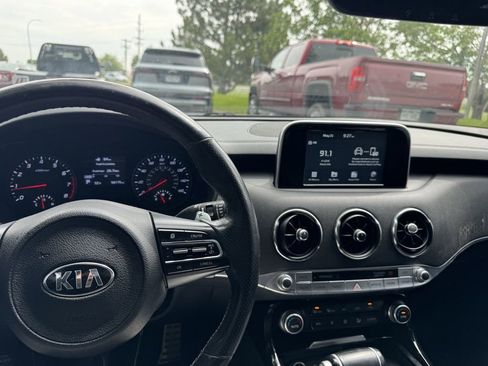 Used 2021 Kia Stinger GT-Line AWD/4WD image 15