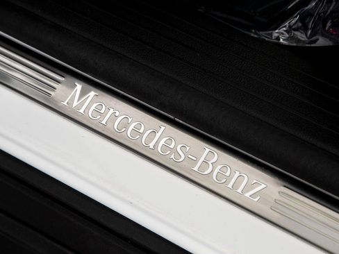 Used 2024 Mercedes-Benz GLE 350 4MATIC image 35