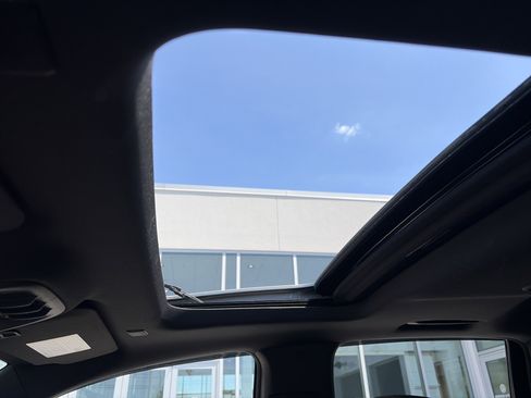 Used 2024 Chevrolet Colorado ZR2 w/ ZR2 Convenience Package III AWD/4WD image 31