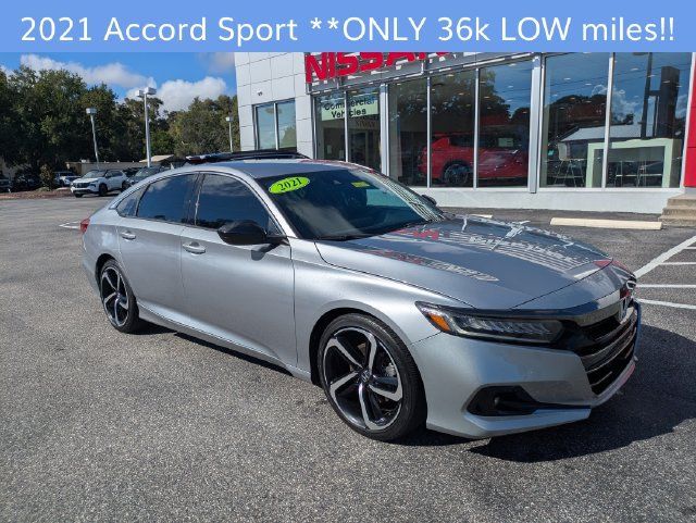 Used 2021 Honda Accord Sport image 2