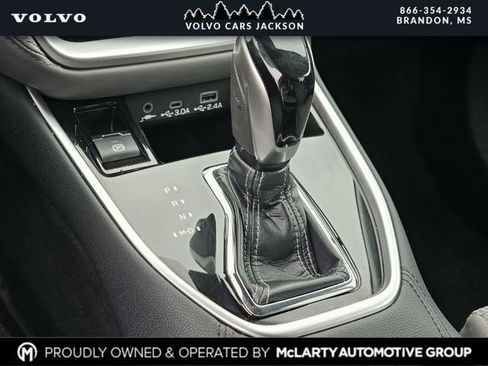 Used 2023 Subaru Outback Premium image 22