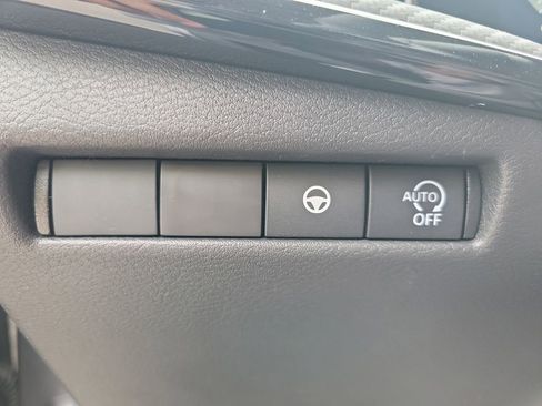 New 2026 Nissan Kicks SR FWD image 26