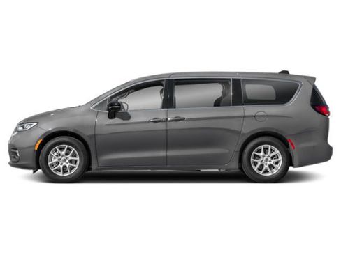 Certified 2025 Chrysler Pacifica Limited image 2