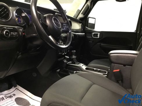 Used 2021 Jeep Wrangler Unlimited Sport AWD/4WD image 26