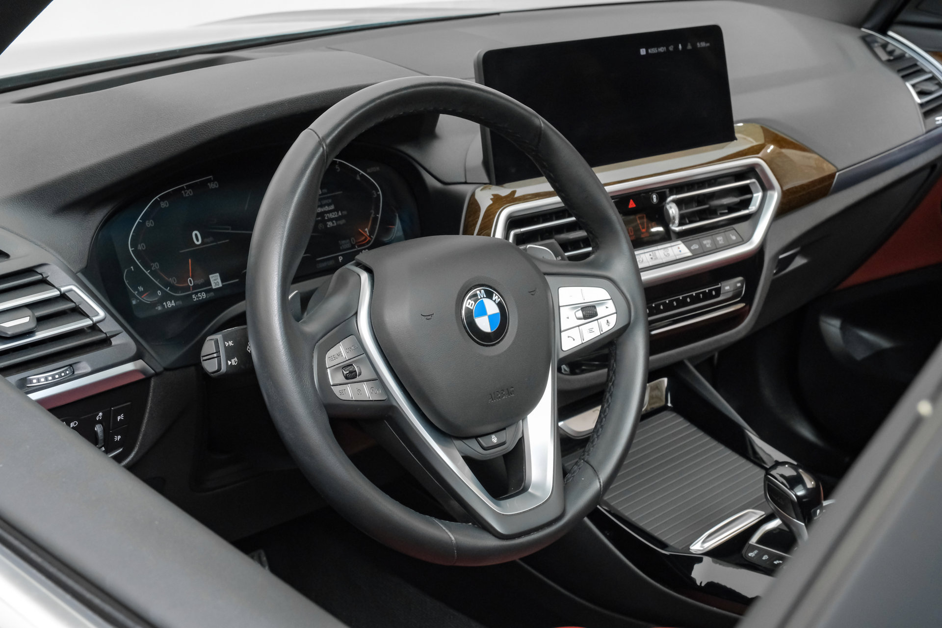 Used 2024 BMW X3 sDrive30i w/ Premium Package RWD image 20