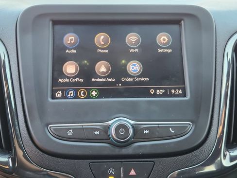 Used 2023 Chevrolet Equinox RS FWD image 16