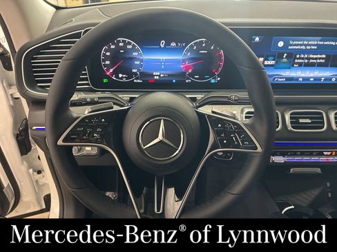 New 2026 Mercedes-Benz GLS 450 4MATIC image 8