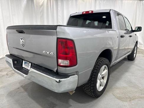 Used 2022 RAM 1500 Classic SLT AWD/4WD image 5