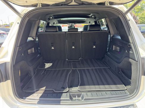 Used 2023 Mercedes-Benz EQB 350 4MATIC SUV w/ Exclusive Package image 36