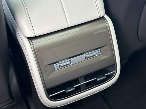 Used 2024 Lincoln Nautilus Black Label AWD/4WD image 15
