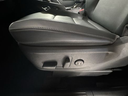 New 2025 Kia Telluride S image 14