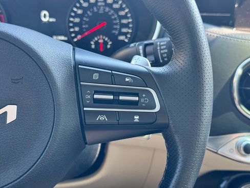 Used 2023 Kia Stinger GT2 image 30