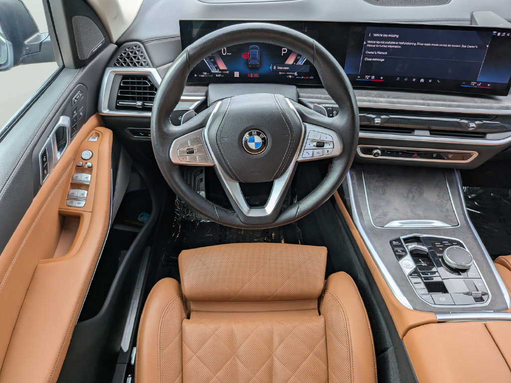 Used 2024 BMW X7 xDrive40i w/ Premium Package AWD/4WD image 12