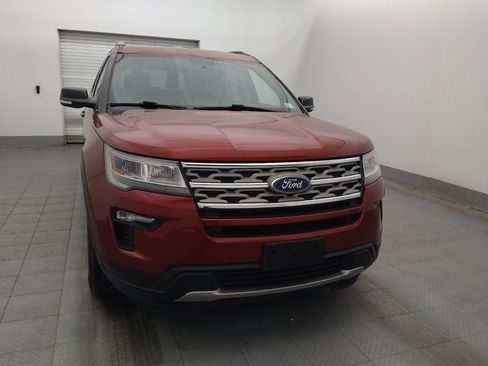 Used 2018 Ford Explorer XLT w/ Equipment Group 202A FWD image 14