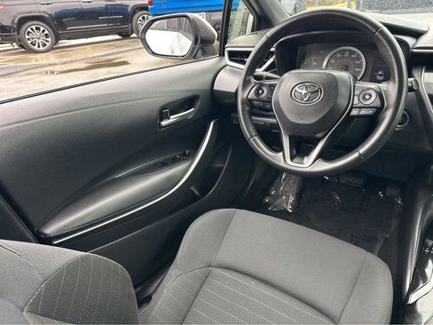 Used 2022 Toyota Corolla SE image 19