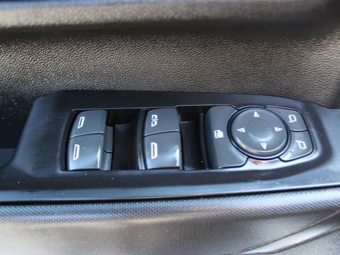 Used 2020 GMC Sierra 2500 4x4 Crew Cab w/ Convenience Package image 14