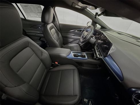 New 2026 Chevrolet Equinox EV LT image 21