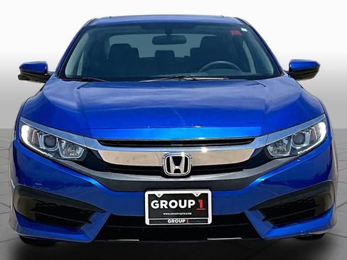 Used 2018 Honda Civic EX image 4