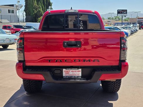 Used 2019 Toyota Tacoma SR5 RWD image 10