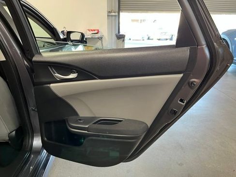 Used 2017 Honda Civic EX image 15