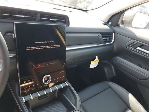 New 2026 GMC Terrain Denali AWD/4WD image 26