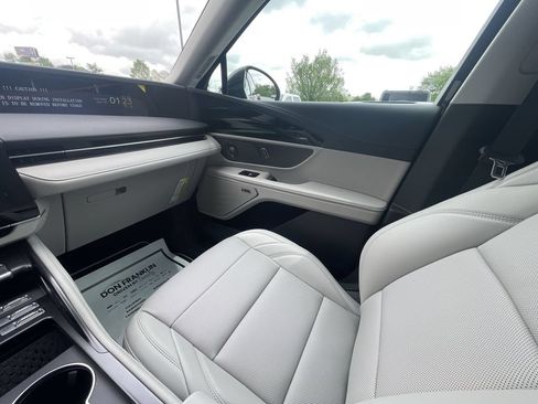 New 2026 Lincoln Nautilus Premier w/ Equipment Group 102A AWD/4WD image 11