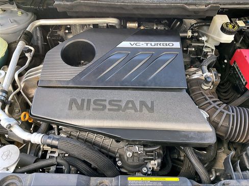 Used 2023 Nissan Rogue Platinum AWD/4WD image 32