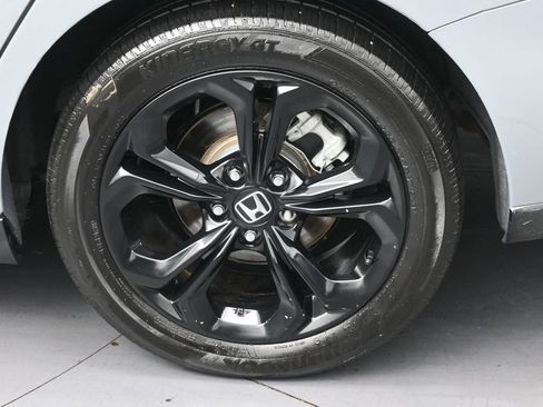 Used 2025 Honda Accord SE image 36