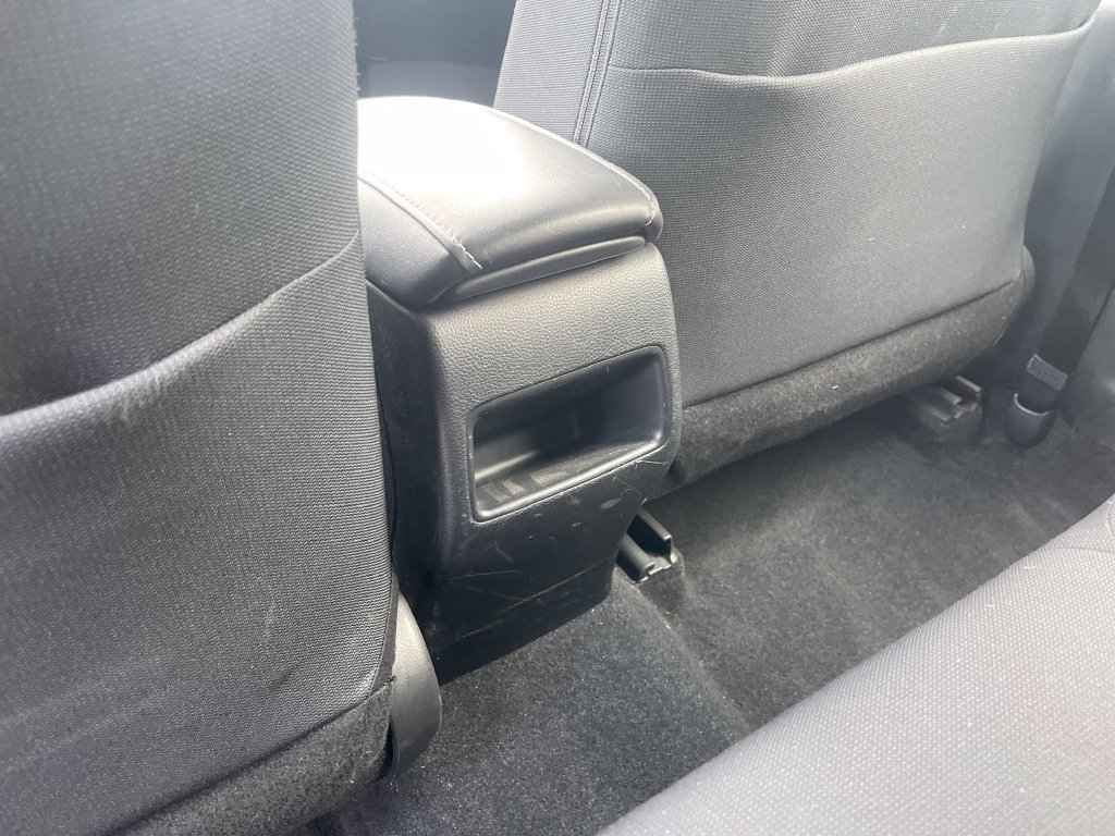 Used 2022 Toyota Corolla SE FWD image 29