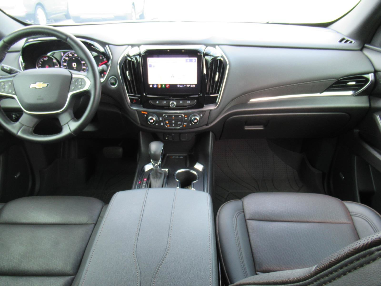 Certified 2023 Chevrolet Traverse High Country FWD image 12
