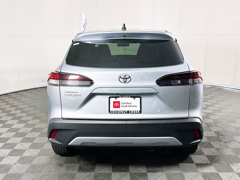 Used 2026 Toyota Corolla Cross L FWD image 4