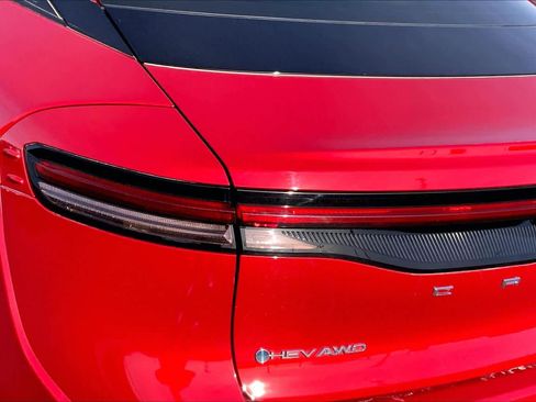 Used 2024 Toyota Crown Limited image 29