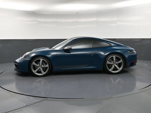 Certified 2024 Porsche 911 Carrera T RWD image 2
