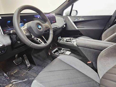 New 2026 BMW iX xDrive45 w/ M Sport Package image 2