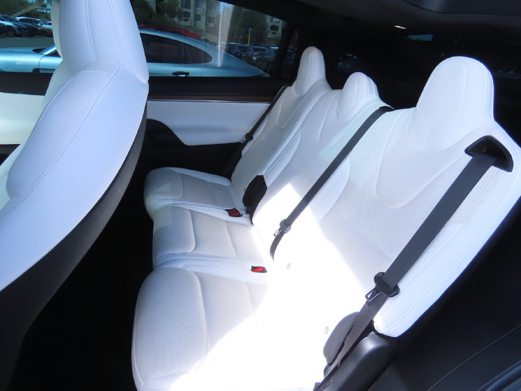 Used 2022 Tesla Model X AWD/4WD image 10