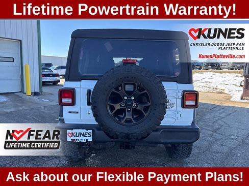 Used 2022 Jeep Wrangler Unlimited Sport AWD/4WD image 8