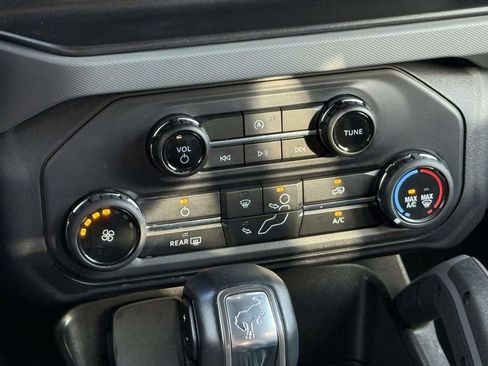 Used 2022 Ford Bronco Big Bend image 16