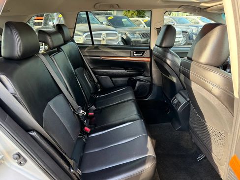 Used 2014 Subaru Outback 2.5i Limited AWD/4WD image 19