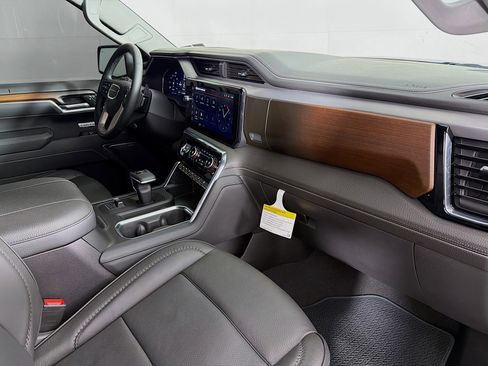 Used 2025 GMC Sierra 1500 Denali w/ Denali Reserve Package image 31
