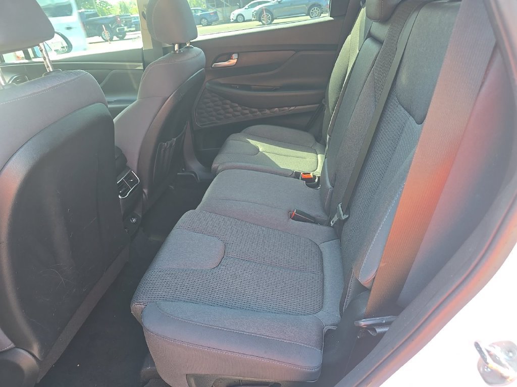 Used 2023 Hyundai Santa Fe SEL AWD/4WD image 5