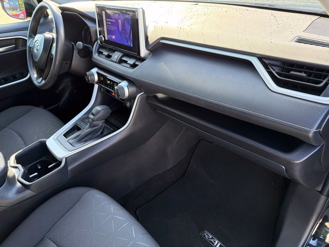 Used 2025 Toyota RAV4 XLE w/ Convenience Package FWD image 11