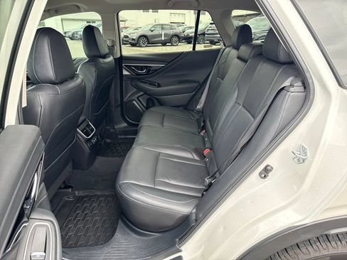 Used 2022 Subaru Outback Limited AWD/4WD image 15