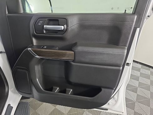 Used 2019 Chevrolet Silverado 1500 RST image 39