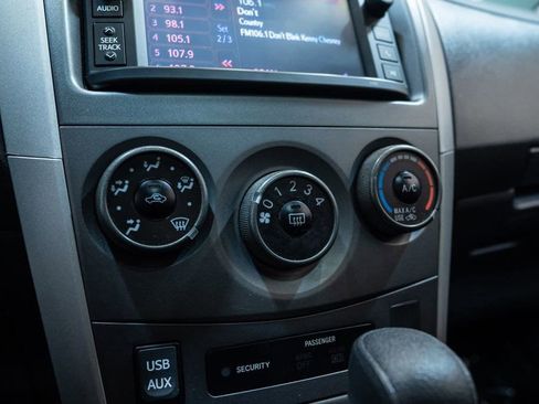 Used 2013 Toyota Corolla S w/ Premium Pkg image 25