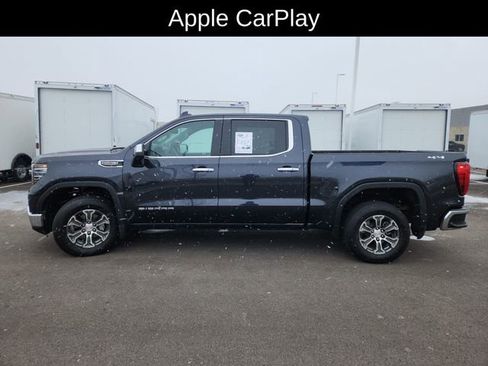 Used 2025 GMC Sierra 1500 SLT image 4